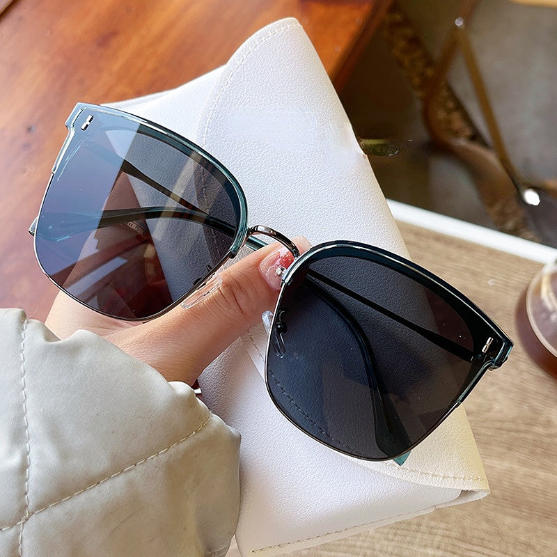 Wholesale PC Square Ladies Sunglasses